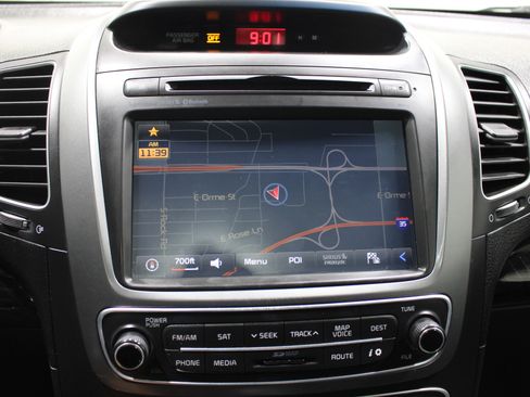 Used 2014 Kia Sorento SX w/ 3rd Row Package image 19