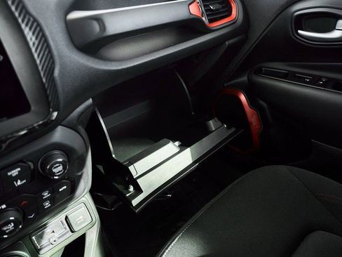 Used 2023 Jeep Renegade Trailhawk image 55