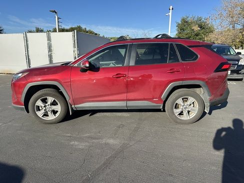 Used 2024 Toyota RAV4 XLE image 2