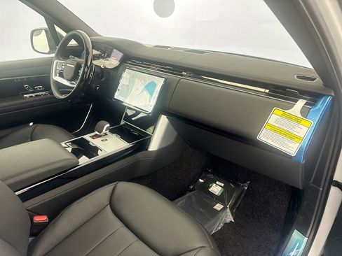 New 2026 Land Rover Range Rover SE AWD/4WD image 28