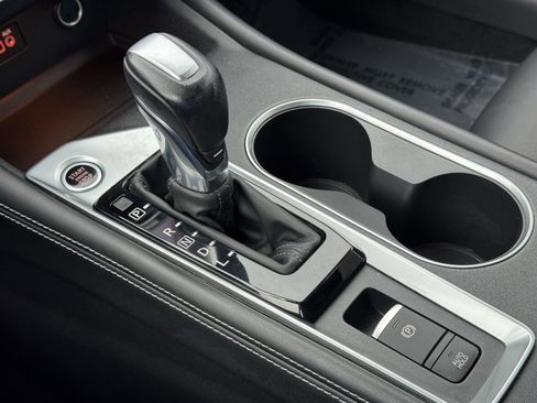 Certified 2019 Nissan Altima 2.5 Platinum image 30