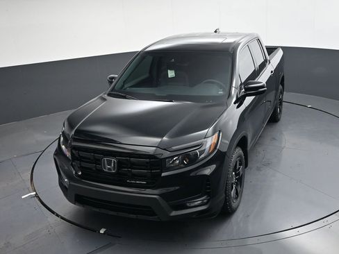 Used 2026 Honda Ridgeline Black Edition image 23