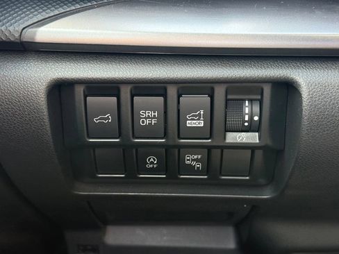 Used 2023 Subaru Forester Premium AWD/4WD image 11