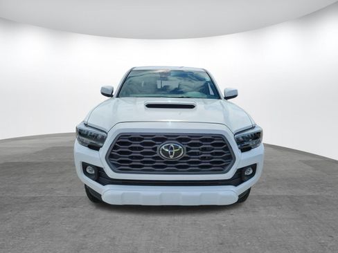Certified 2023 Toyota Tacoma TRD Sport AWD/4WD image 2