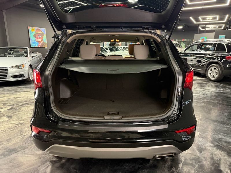 Used 2017 Hyundai Santa Fe Sport FWD image 20