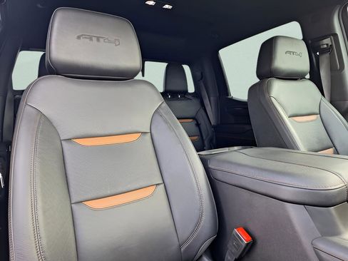 Used 2023 GMC Sierra 1500 AT4 w/ AT4 Preferred Package image 29