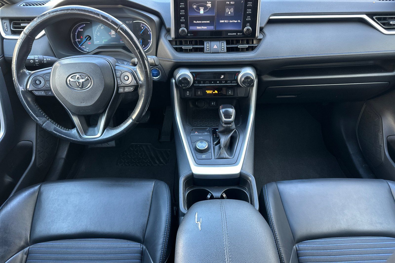 Used 2019 Toyota RAV4 XSE w/ Carpet Mat Package AWD/4WD image 15