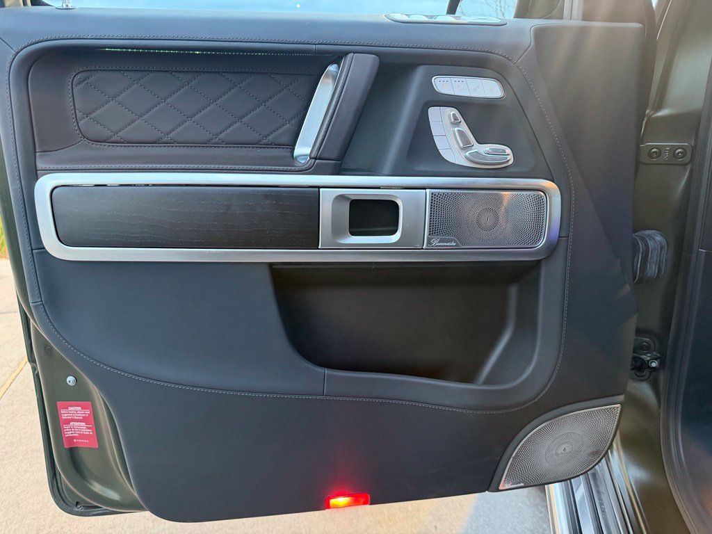 Used 2024 Mercedes-Benz G 550 image 9