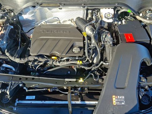 Used 2025 Buick Envista Avenir image 29