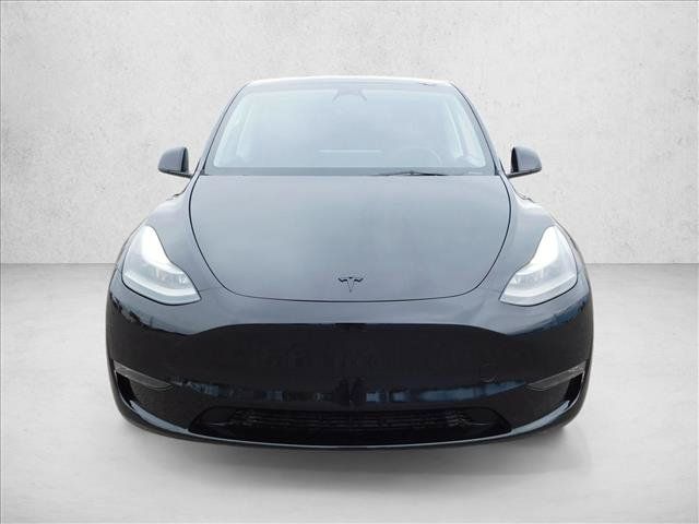 Used 2023 Tesla Model Y Long Range AWD/4WD image 4