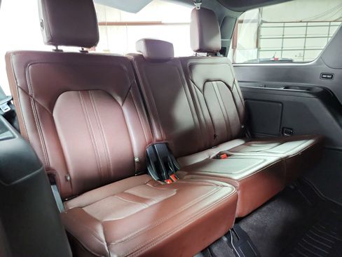 Used 2022 Ford Expedition Limited RWD image 51