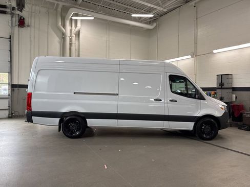 New 2026 Mercedes-Benz Sprinter 2500 image 6