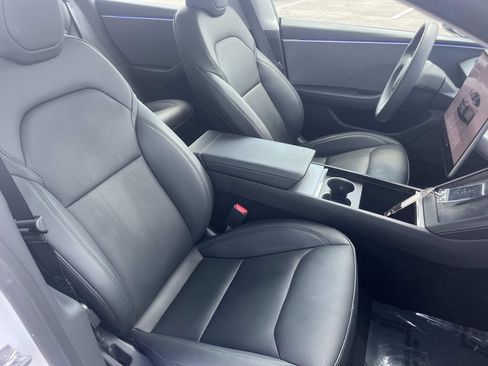 Used 2025 Tesla Model 3 Long Range RWD image 23