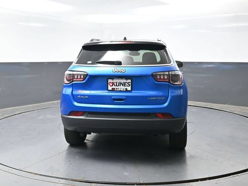 Used 2025 Jeep Compass Limited AWD/4WD image 13