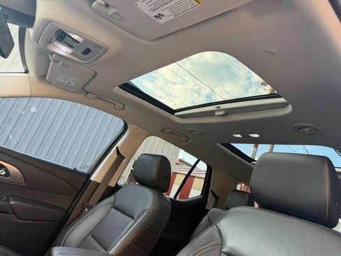 Used 2020 Chevrolet Traverse Premier w/ Redline Edition AWD/4WD image 22
