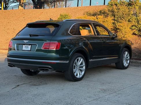 Certified 2017 Bentley Bentayga image 7