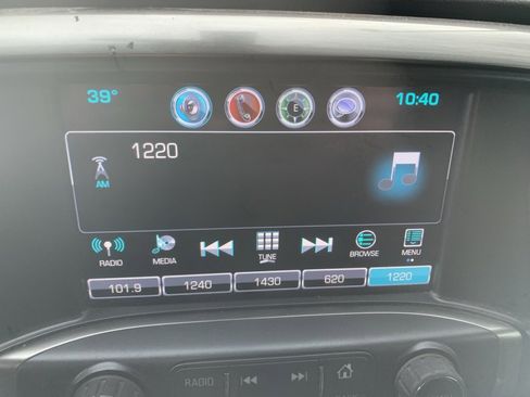 Used 2018 Chevrolet Silverado 1500 LT w/ All Star Edition image 19