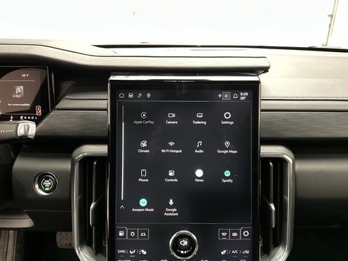 Used 2026 GMC Acadia Elevation image 33