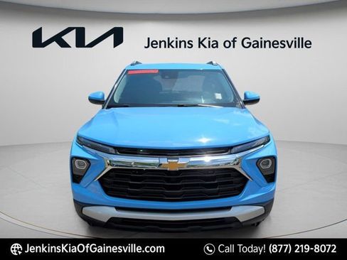 Used 2024 Chevrolet TrailBlazer LT FWD image 11