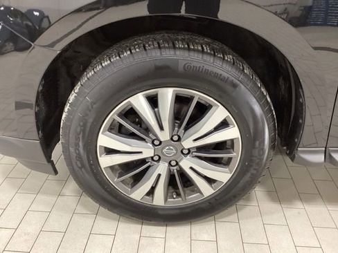 Used 2019 Nissan Pathfinder SL image 23