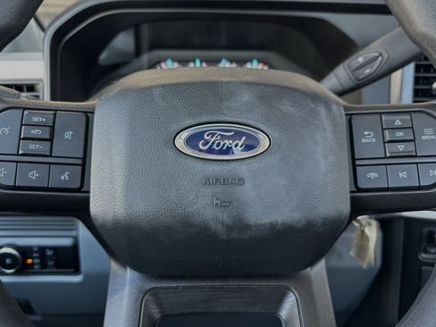 New 2023 Ford F250 XL w/ XL Chrome Package image 20