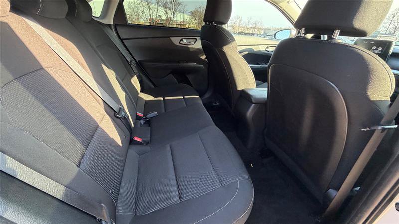 Used 2021 Kia Forte LXS FWD image 16