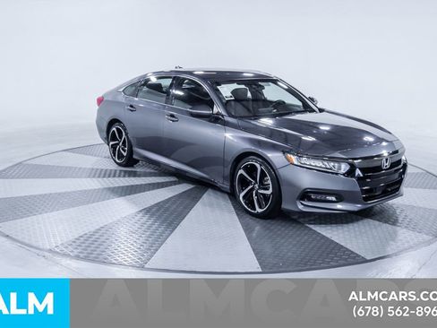 Used 2018 Honda Accord Sport image 14