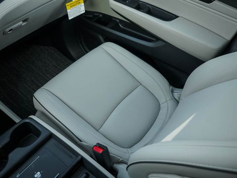 New 2026 Honda Odyssey Touring image 27