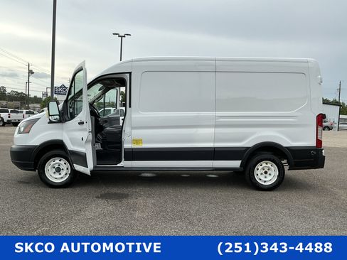 Used 2018 Ford Transit 150 148 Medium Roof image 31