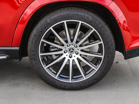 Used 2024 Mercedes-Benz GLS 580 4MATIC image 8