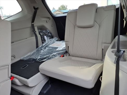 New 2026 Volkswagen Atlas SEL Premium R-Line image 13