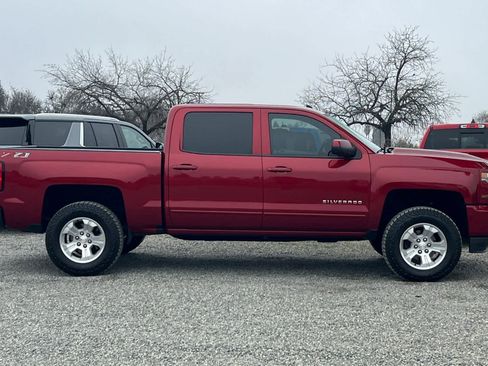 Used 2018 Chevrolet Silverado 1500 LT w/ All Star Edition image 9