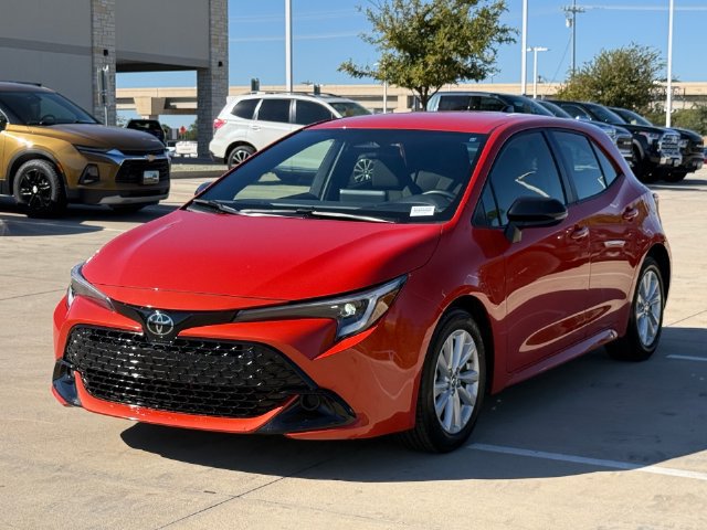 Used 2026 Toyota Corolla SE FWD image 9