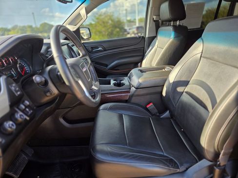 Used 2018 GMC Yukon XL SLT w/ Premium Edition AWD/4WD image 19