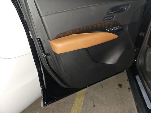 Used 2020 Cadillac XT4 Premium Luxury image 10