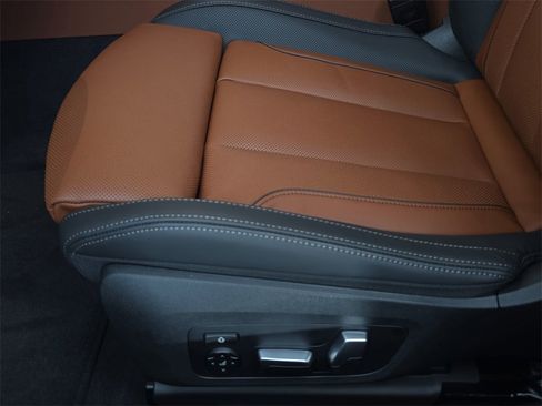 New 2026 BMW 840i xDrive image 28