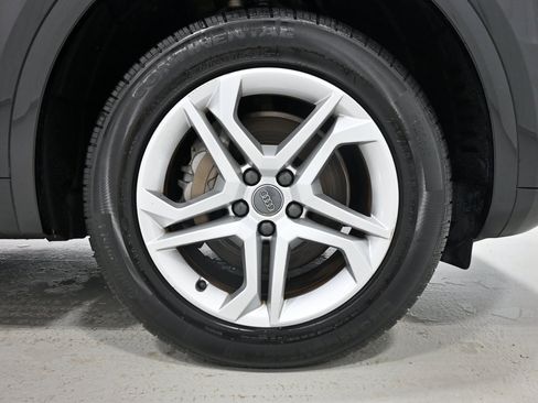 Used 2019 Audi Q5 2.0T Premium AWD/4WD image 36