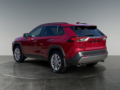 Used 2020 Toyota RAV4 Limited AWD/4WD image 7