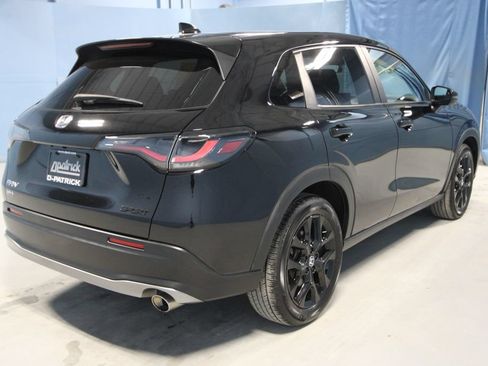 Used 2023 Honda HR-V Sport image 30