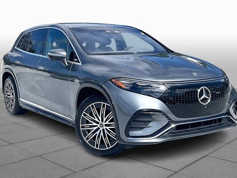 Used 2023 Mercedes-Benz EQS 580 4MATIC SUV image 2