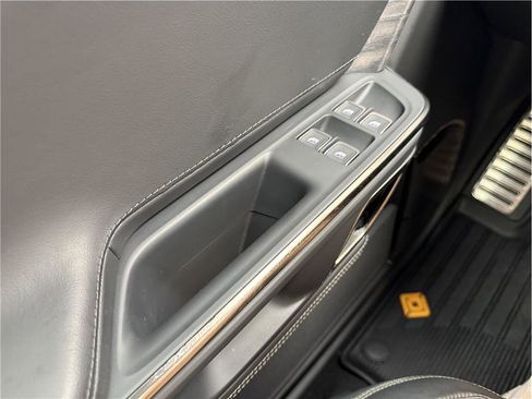 Used 2022 Rivian R1T Adventure image 28