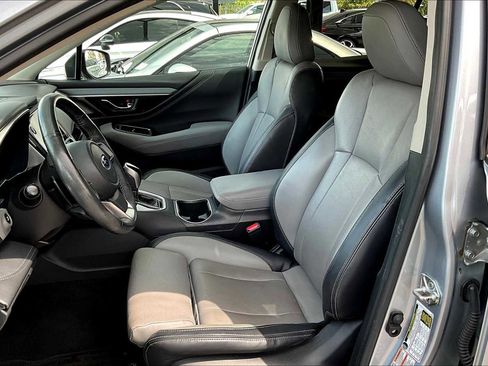 Used 2020 Subaru Outback Limited w/ Popular Package #2 image 7