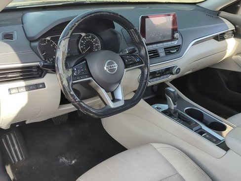 Used 2019 Nissan Altima 2.5 SV FWD image 10