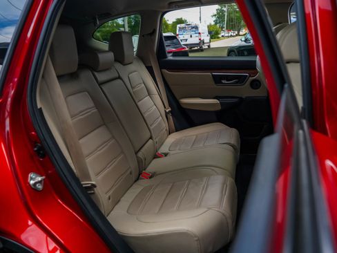 Used 2018 Honda CR-V Touring image 30