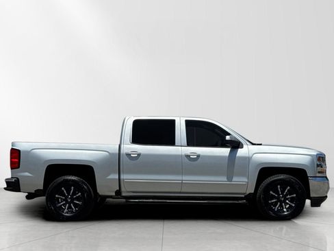 Used 2017 Chevrolet Silverado 1500 LT w/ All Star Edition RWD image 2