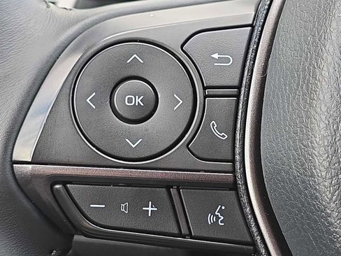 Used 2022 Toyota Camry SE image 28