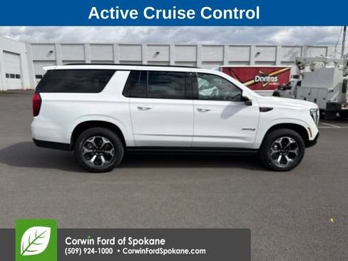Used 2025 GMC Yukon XL AT4 w/ AT4 Premium Package AWD/4WD image 10