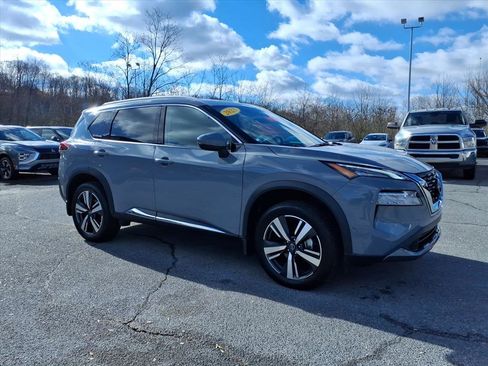 Certified 2023 Nissan Rogue SL w/ SL Premium Package image 15