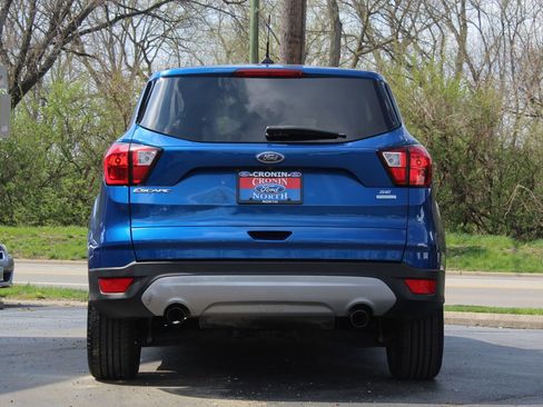 Used 2019 Ford Escape SE image 6