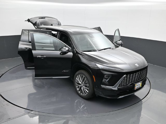 Used 2026 Buick Enclave Avenir w/ Super Cruise Package AWD/4WD image 30